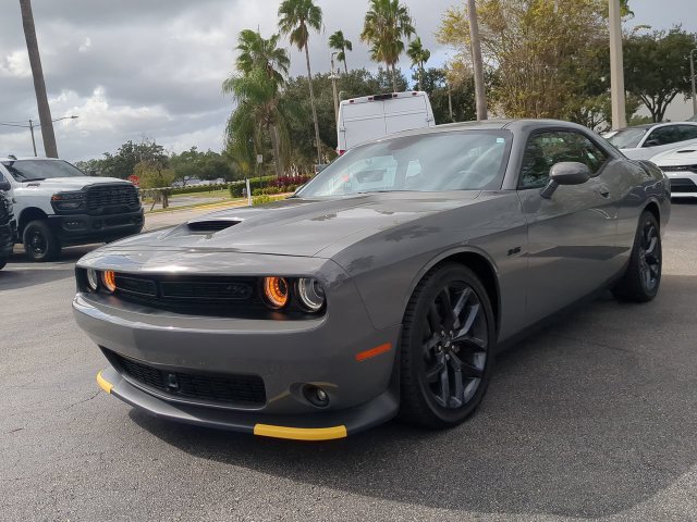 Used 2023 Dodge Challenger R/T w/ Plus Package RWD image 9