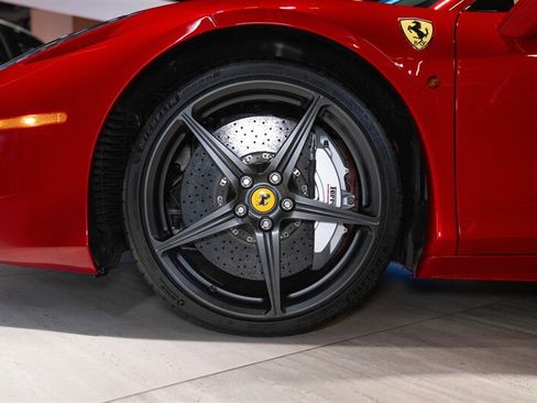 Used 2010 Ferrari 458 Italia Coupe RWD image 17