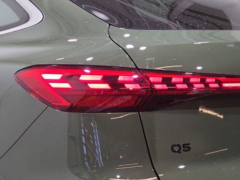 Certified 2025 Audi Q5 Premium Plus w/ Premium Plus image 36