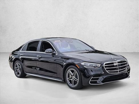 Certified 2024 Mercedes-Benz S 580e 4MATIC Sedan image 3