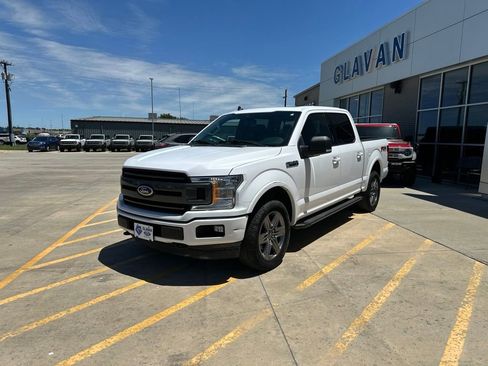 Used 2020 Ford F150 XLT w/ Equipment Group 302A Luxury AWD/4WD image 3