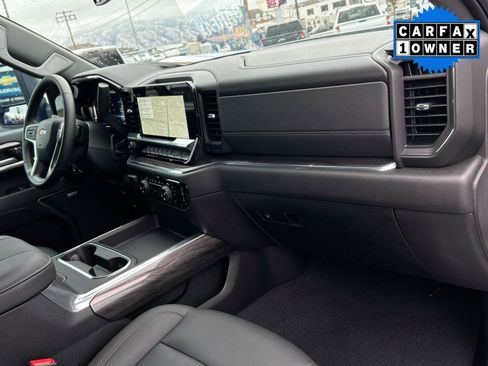 Used 2025 Chevrolet Silverado 3500 LTZ w/ LTZ Plus Package image 27
