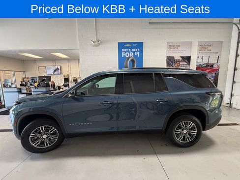 Used 2024 Chevrolet Traverse LT AWD/4WD image 5