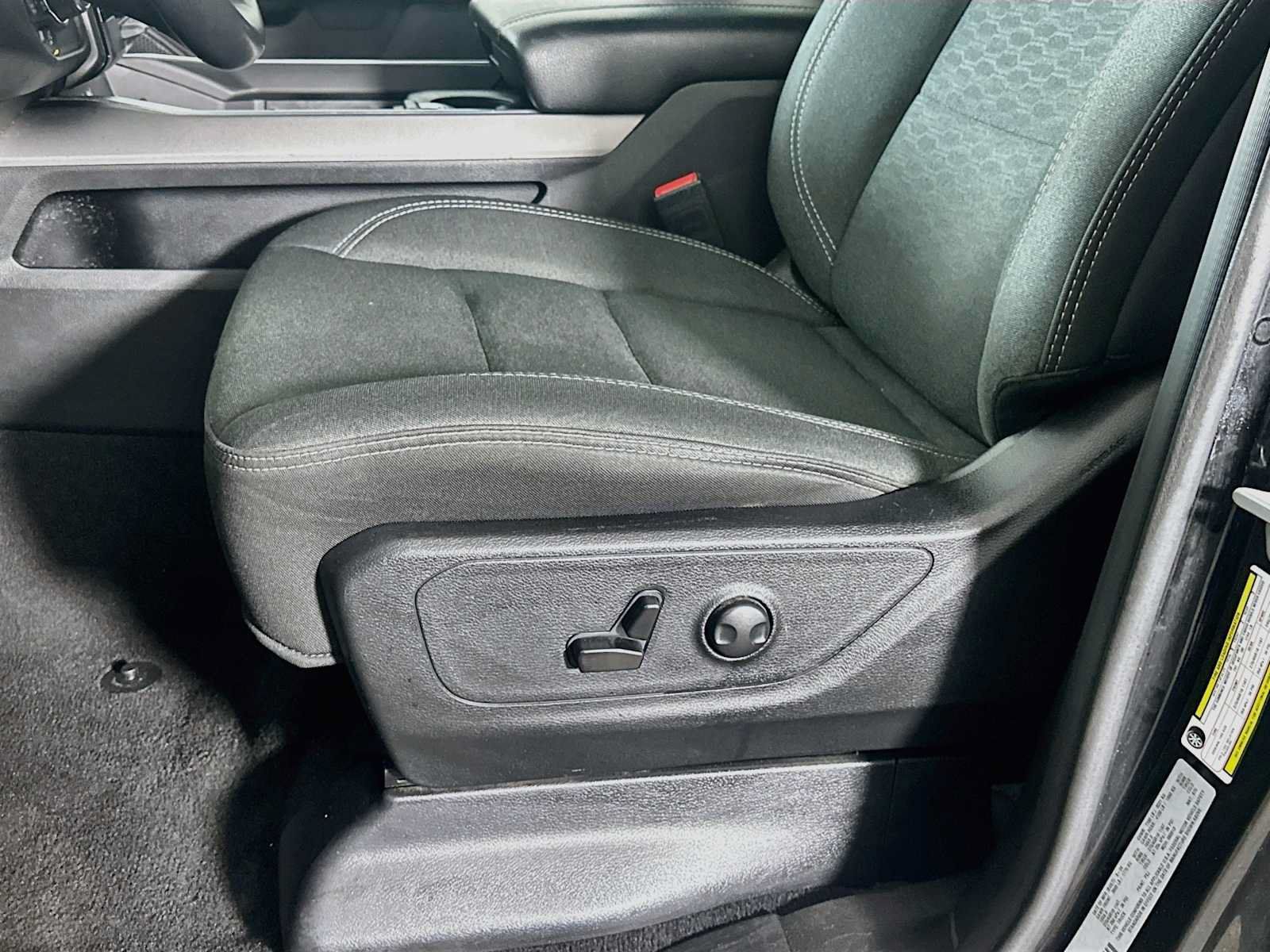 Used 2025 RAM 1500 Big Horn AWD/4WD image 18
