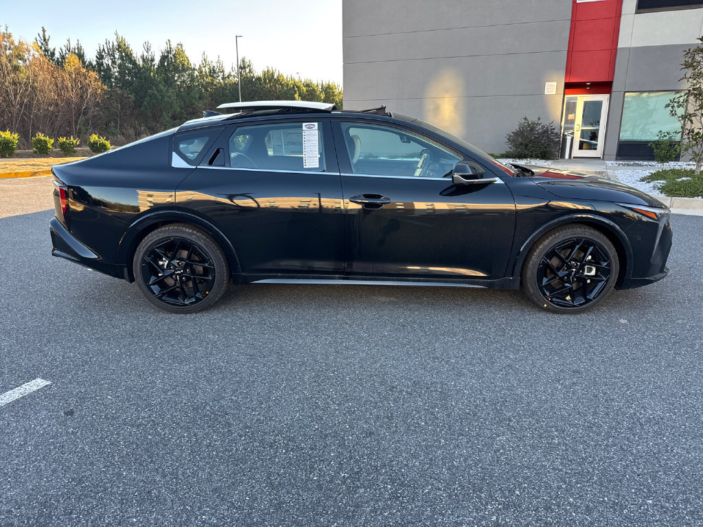 New 2025 Kia K4 GT-Line Turbo FWD image 2