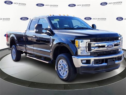 Used 2017 Ford F350 XLT image 7