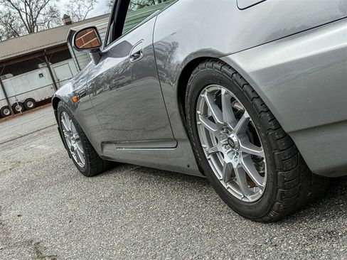 Used 2008 Honda S2000 image 25