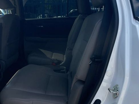 Used 2017 Honda Pilot Elite image 19