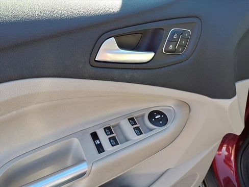 Used 2015 Ford Escape Titanium image 15