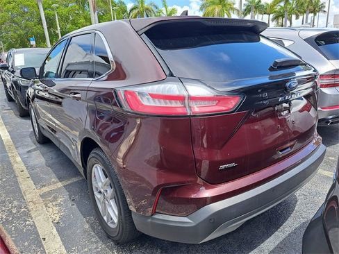 Used 2021 Ford Edge SEL image 3