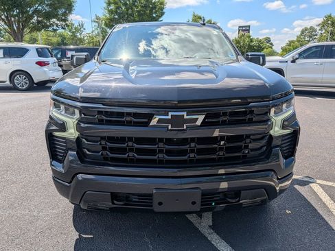 Used 2022 Chevrolet Silverado 1500 RST AWD/4WD image 3