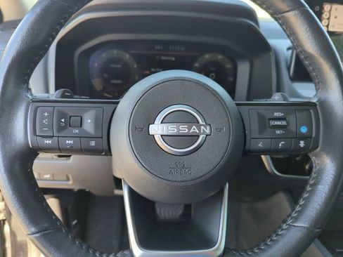 Certified 2024 Nissan Rogue SL FWD image 43