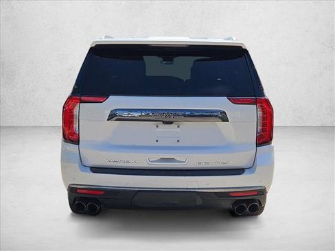 Used 2023 GMC Yukon XL Denali Ultimate AWD/4WD image 7