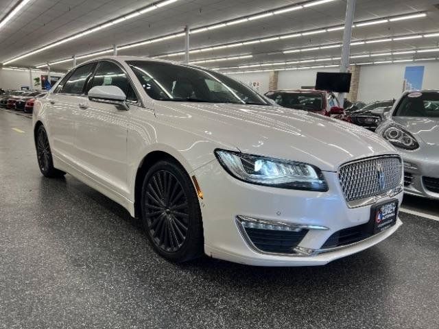 Used 2018 Lincoln MKZ Reserve w/ Technology Package FWD image 3