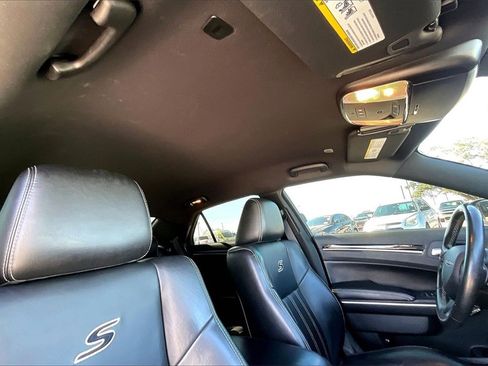 Used 2021 Chrysler 300 S image 28