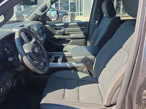 Used 2024 RAM 1500 Big Horn AWD/4WD image 14