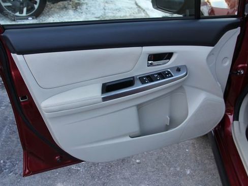 Used 2015 Subaru Crosstrek 2.0i Premium image 14