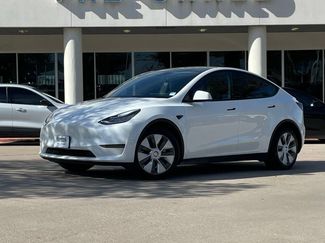 Used 2023 Tesla Model Y Long Range video 1