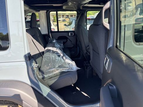 New 2026 Jeep Wrangler Unlimited Sport AWD/4WD image 21
