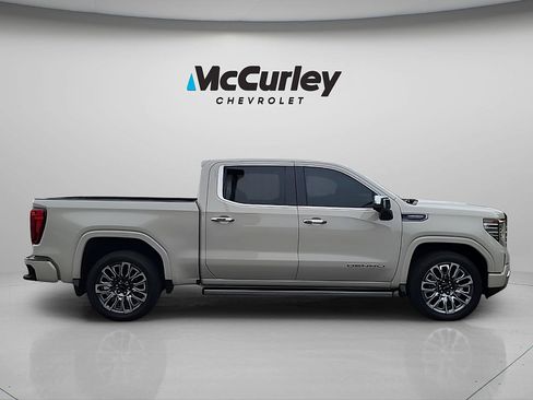 Used 2026 GMC Sierra 1500 Denali Ultimate AWD/4WD image 8