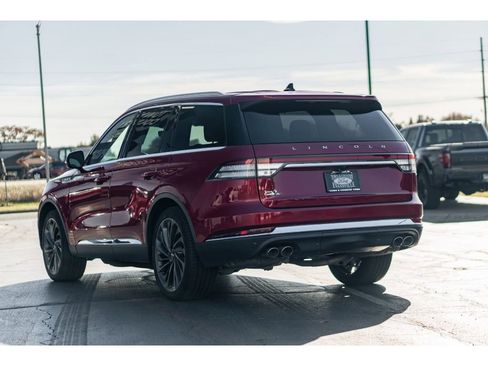 Used 2021 Lincoln Aviator Reserve w/ Equipment Group 202A image 3