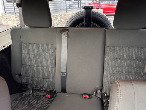 Used 2011 Jeep Wrangler Unlimited Sahara AWD/4WD image 12