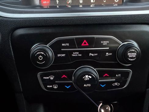 Used 2019 Dodge Charger GT image 28