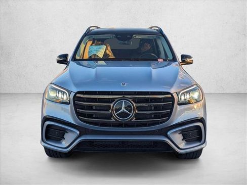 New 2026 Mercedes-Benz GLS 580 4MATIC image 5