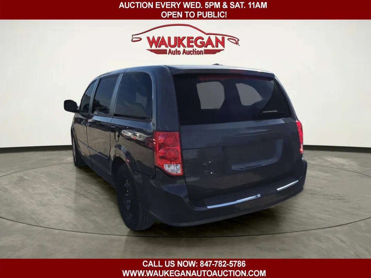 Used 2013 Dodge Grand Caravan SE FWD image 4