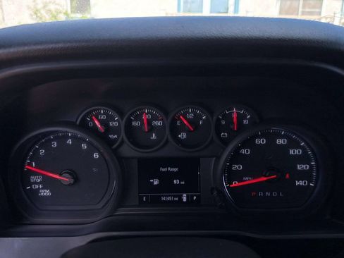 Used 2022 Chevrolet Silverado 1500 W/T w/ Trailering Package RWD image 10