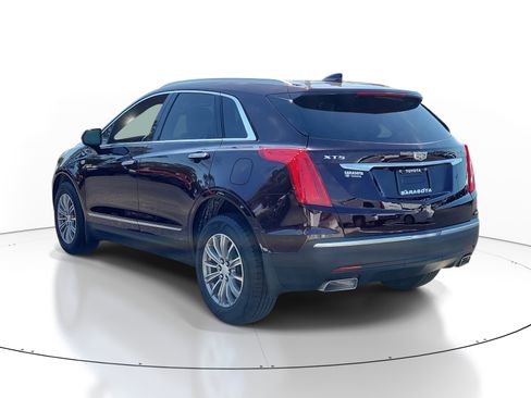 Used 2017 Cadillac XT5 Luxury w/ Driver Awareness Package image 4
