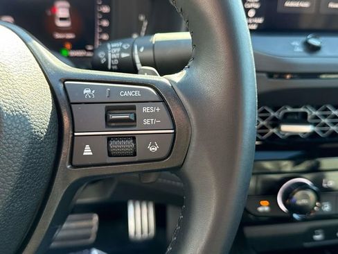 Used 2025 Honda Accord Sport image 22