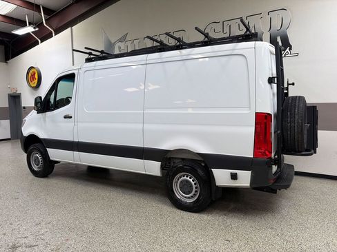 Used 2020 Mercedes-Benz Sprinter 2500 image 6