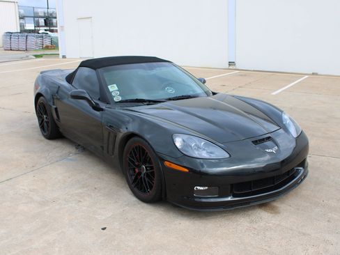 Used 2012 Chevrolet Corvette Grand Sport w/ 4LT Preferred Equipment Group RWD image 21