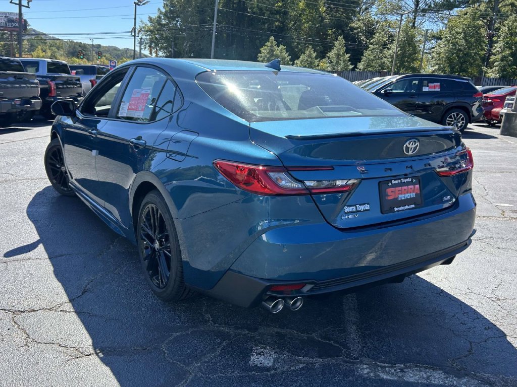 New 2026 Toyota Camry SE FWD image 5