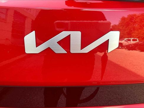 Used 2023 Kia Soul LX w/ LX Technology Package image 29