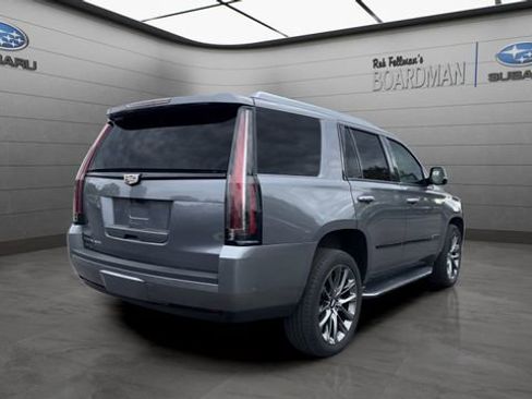 Used 2019 Cadillac Escalade Luxury w/ Escalade Sport Edition AWD/4WD image 5