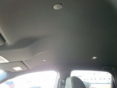 Used 2025 Honda HR-V Sport image 17