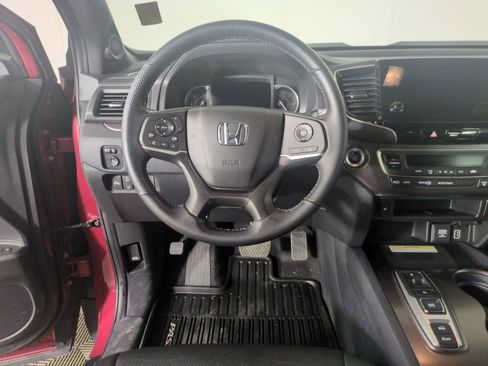 Certified 2023 Honda Passport EX-L image 17