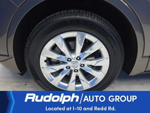Used 2018 Buick Envision Essence FWD image 27