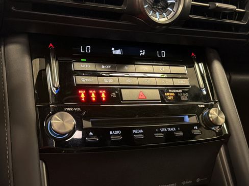 Used 2024 Lexus IS 300 w/ Premium Package RWD image 17