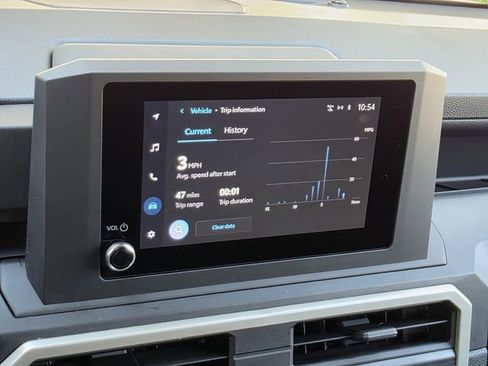 Used 2025 Toyota Tacoma SR image 13