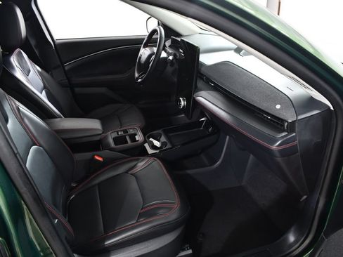 Used 2025 Ford Mustang Mach-E Premium w/ Sport Appearance Package AWD/4WD image 10