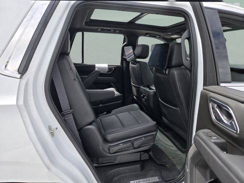 Used 2021 Chevrolet Tahoe LT w/ Rear Media and Nav Package RWD image 26