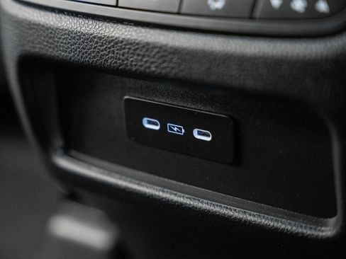 Used 2024 Honda Pilot EX-L image 41