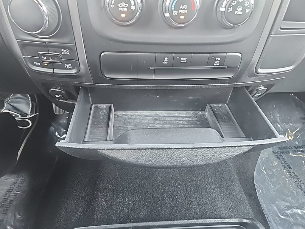 Used 2024 RAM 1500 Warlock AWD/4WD image 10
