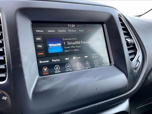 Used 2019 Jeep Compass Latitude w/ Cold Weather Group image 30