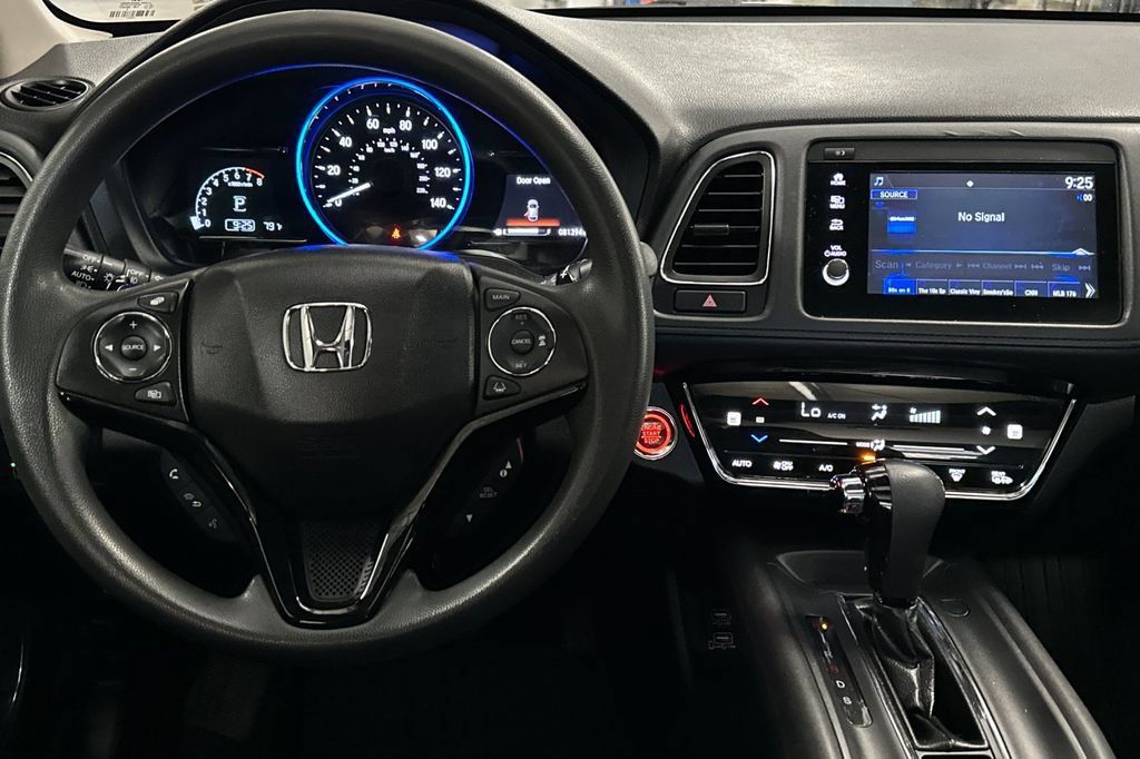 Used 2019 Honda HR-V EX image 16
