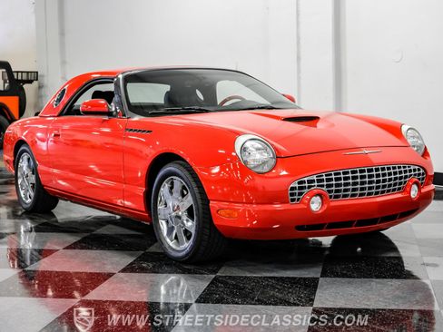 Used 2002 Ford Thunderbird image 15