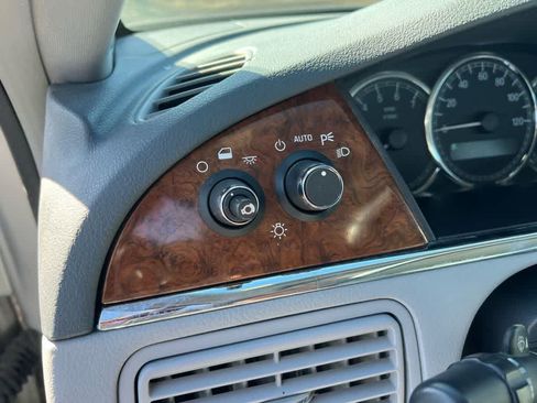 Used 2005 Buick LaCrosse CXL image 17